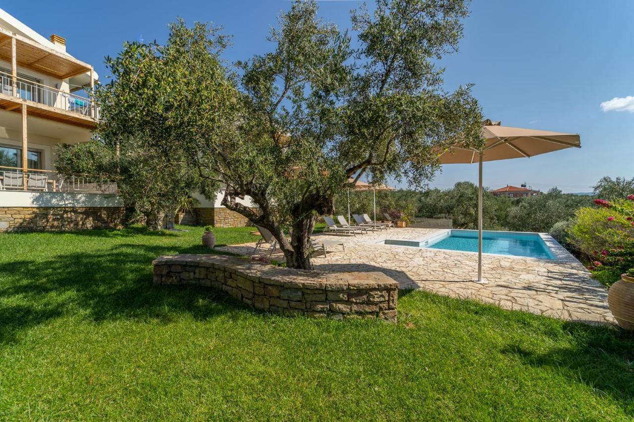 Abelia Luxurious Villas Finikounta Exterior foto
